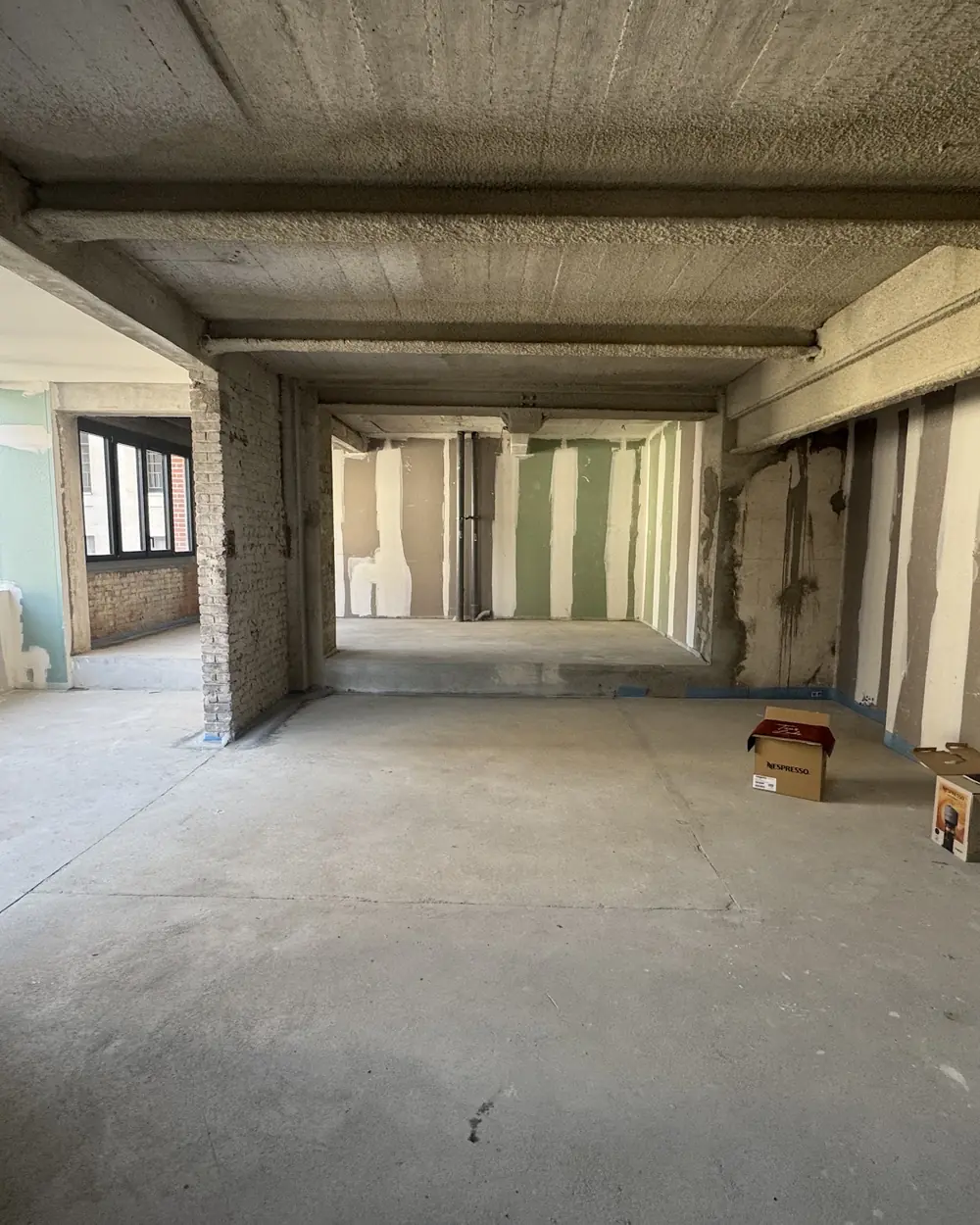 Plateau de bureaux avant rénovation, Saint-Ouen