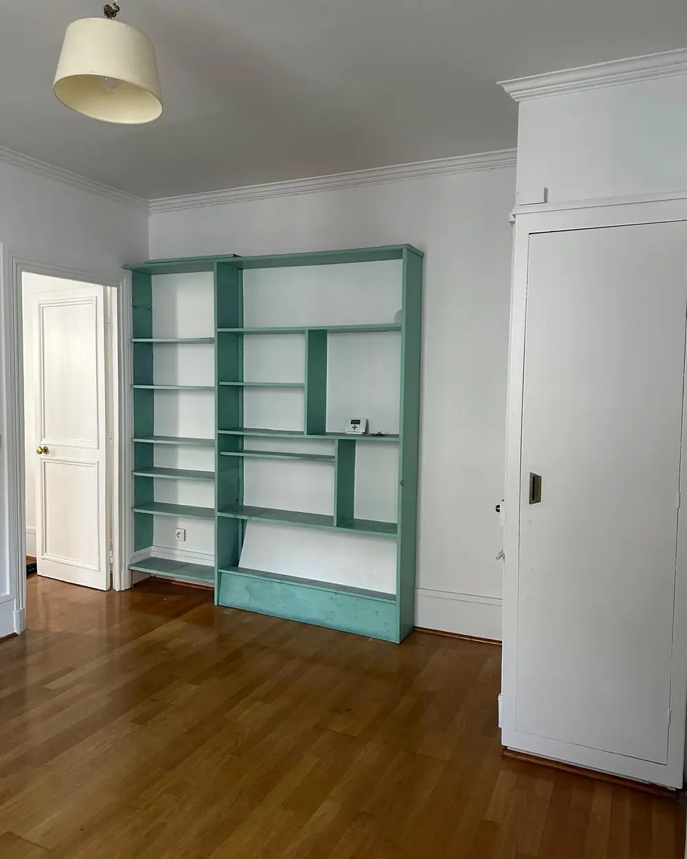 Appartement familial avant rénovation, Paris 7e