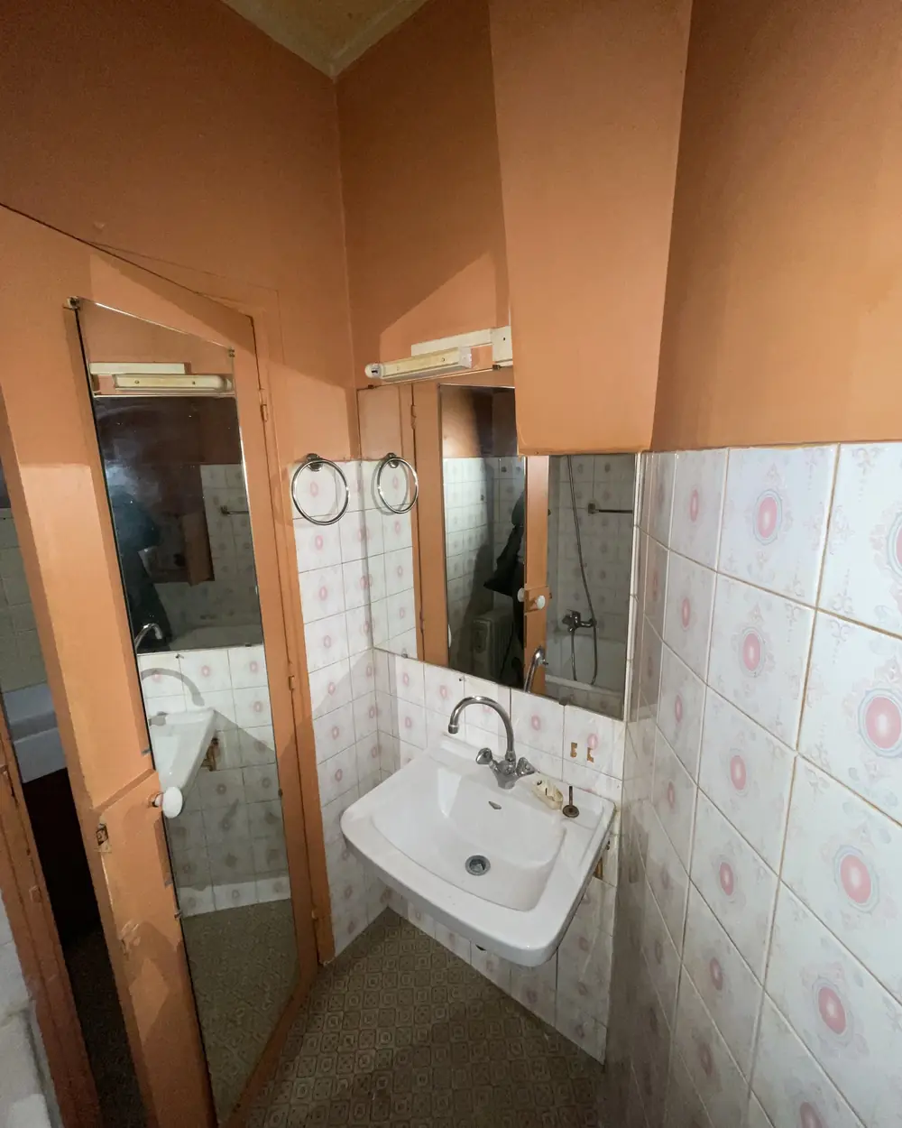 Studio optimisé avant rénovation, Paris 18e