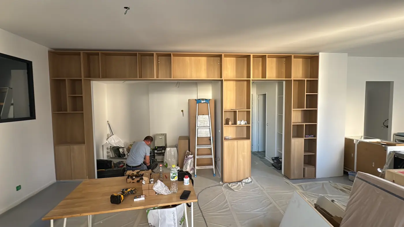 Bureau avec bibliothèque bois sur mesure, Saint-Ouen
