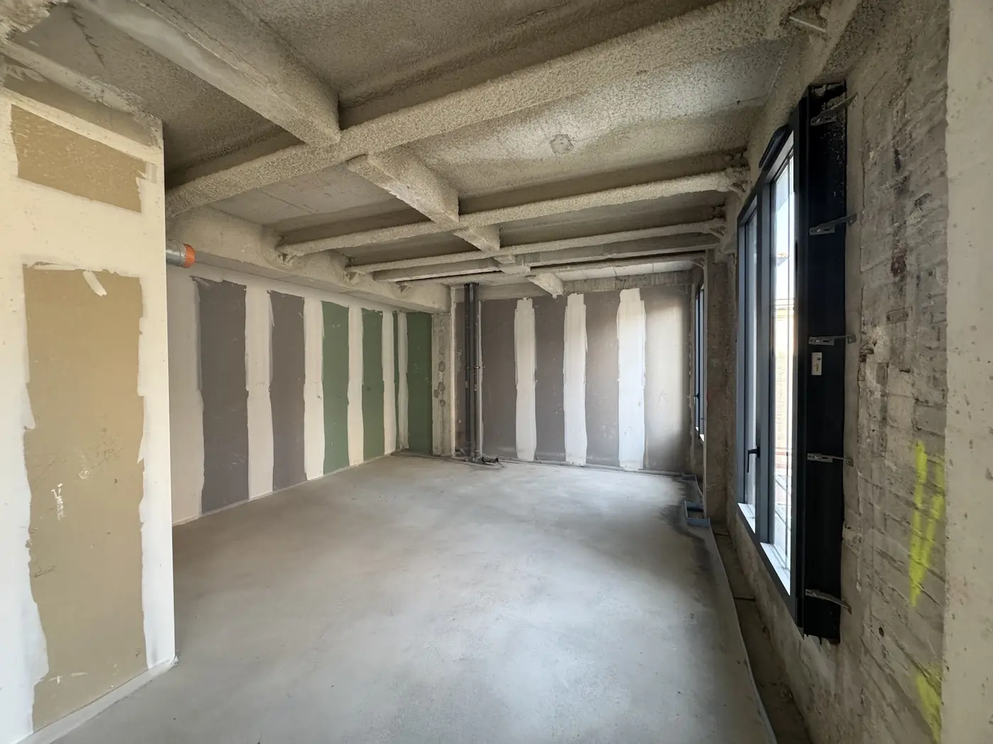 Plateau brut avant cloisonnement
