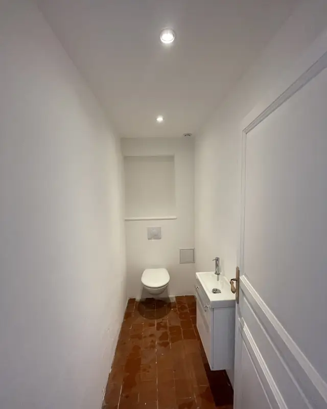 WC indépendant rénové