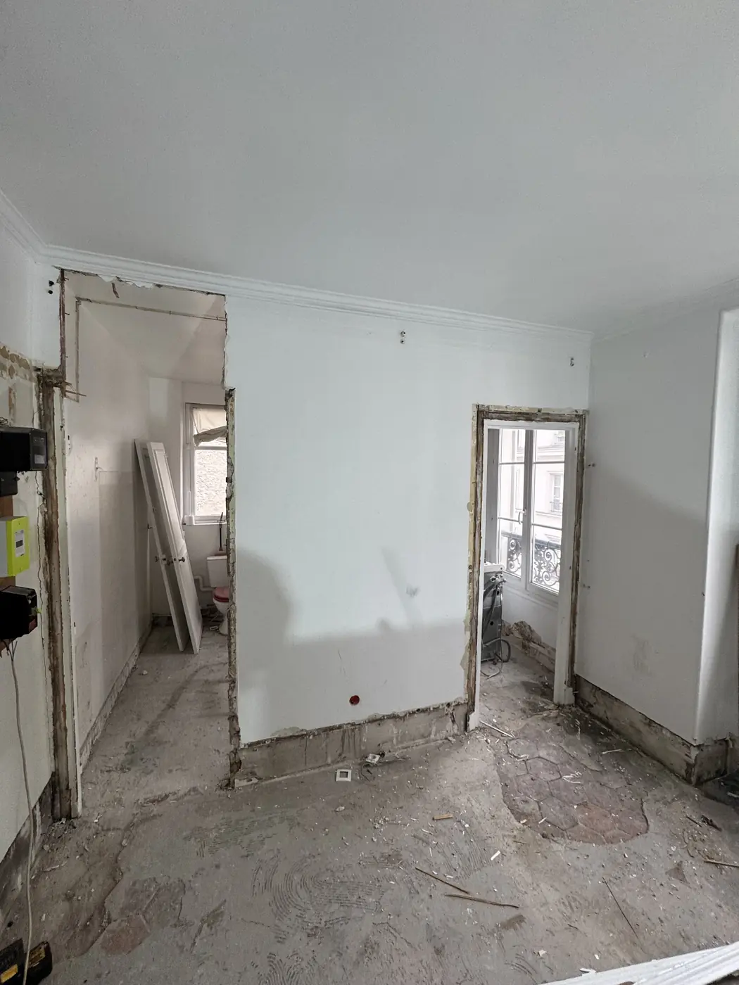 Ouverture de cloison pendant le chantier
