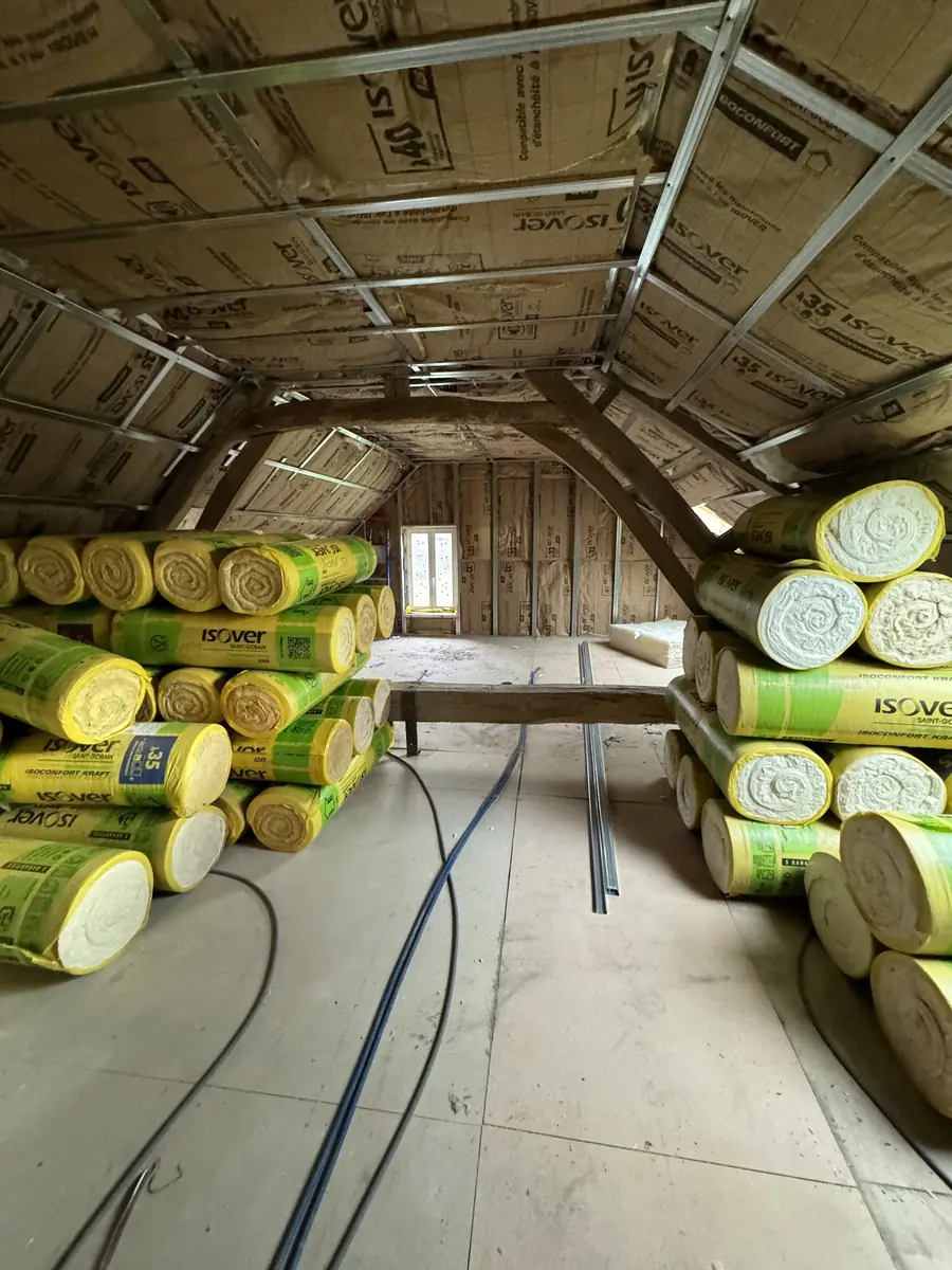 Les Attelleries (Sologne), étape 3 sur 7 : isolation des combles